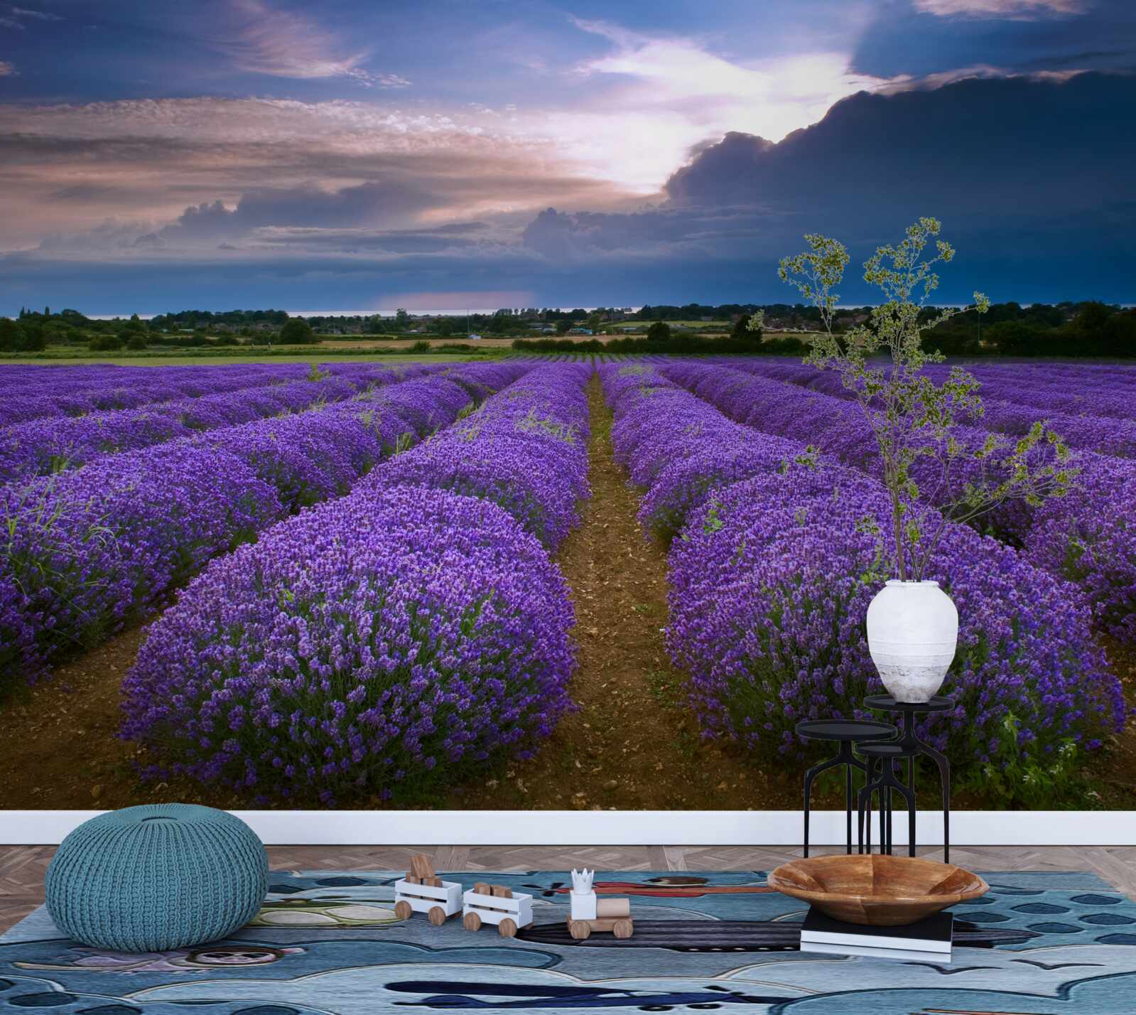 Fototapet tufe parfumate de lavandă cresc în câmp