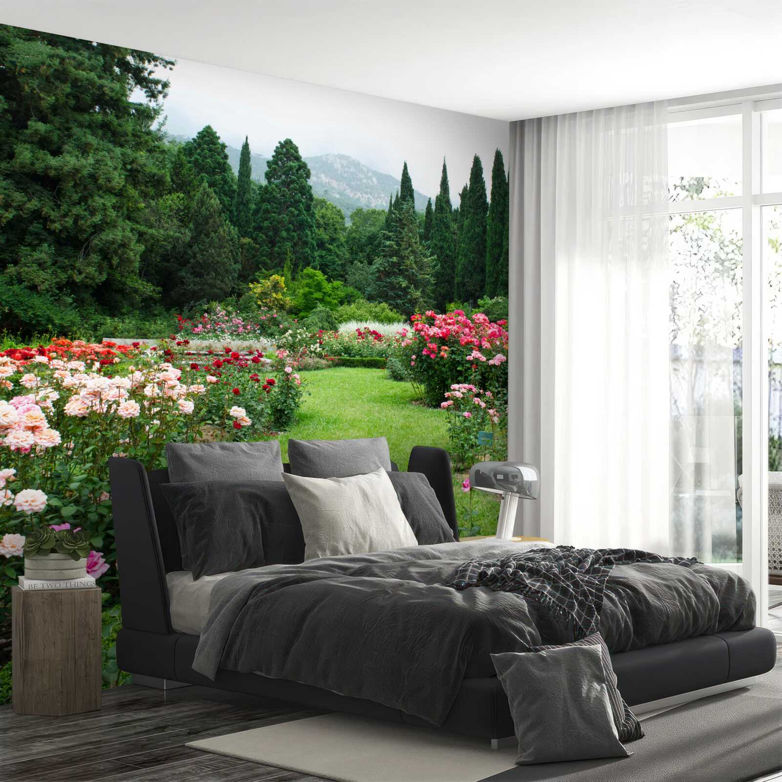 Fototapet flori în grădina din apropierea casei