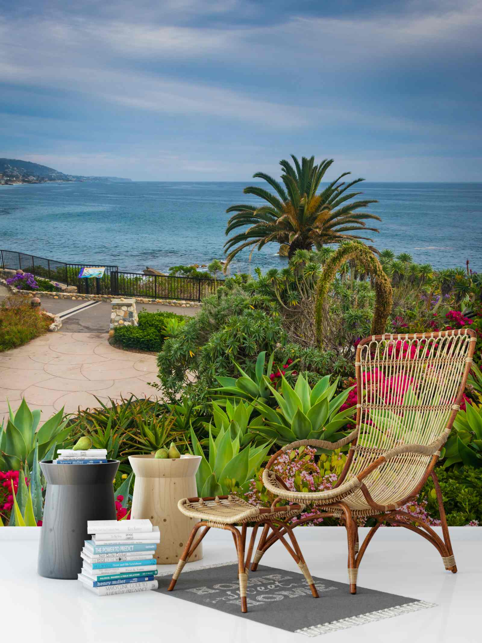 Fototapet verdeața crește lângă malul oceanului