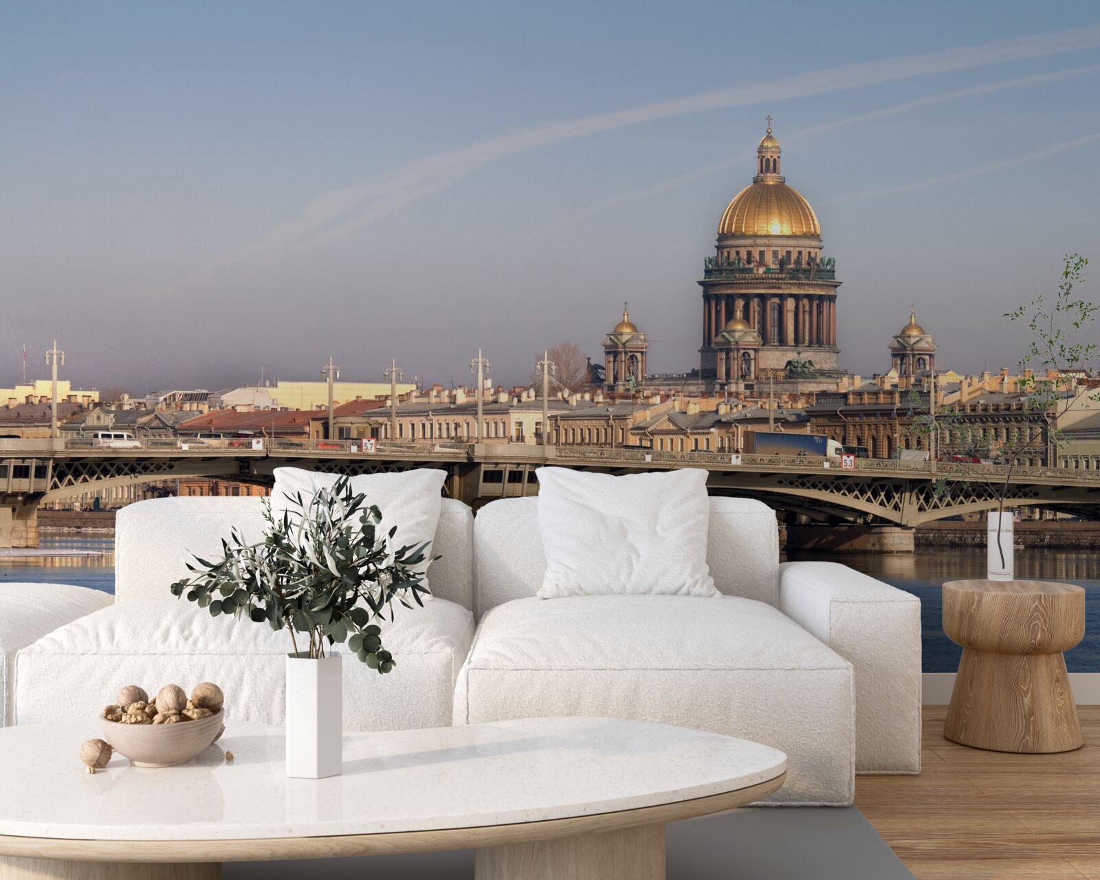 Fototapet cupola bisericii din aur pe linia de orizont a orașului