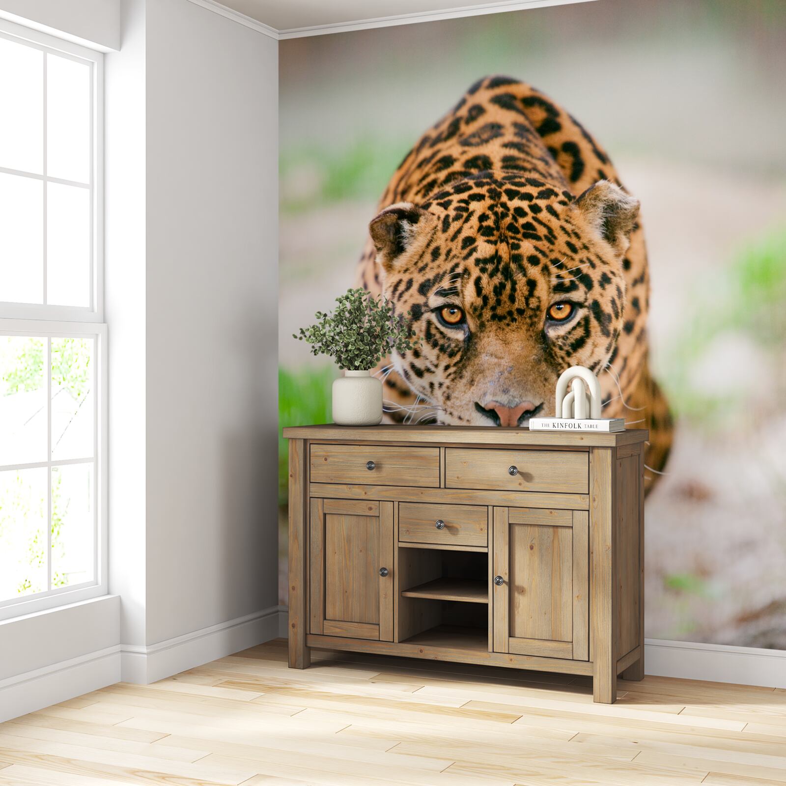 Fototapet un leopard pânditor cu ochi de chihlimbar