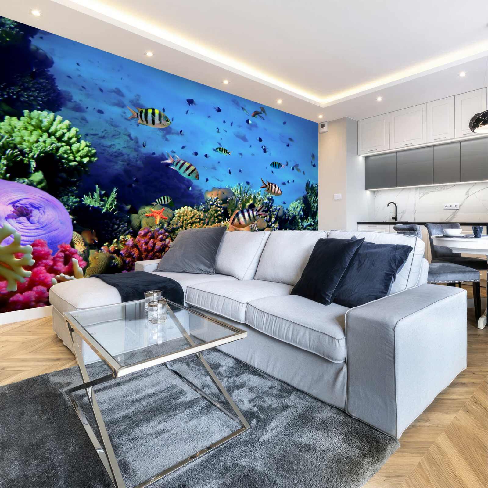 Fototapet pește dungat în adâncurile oceanului