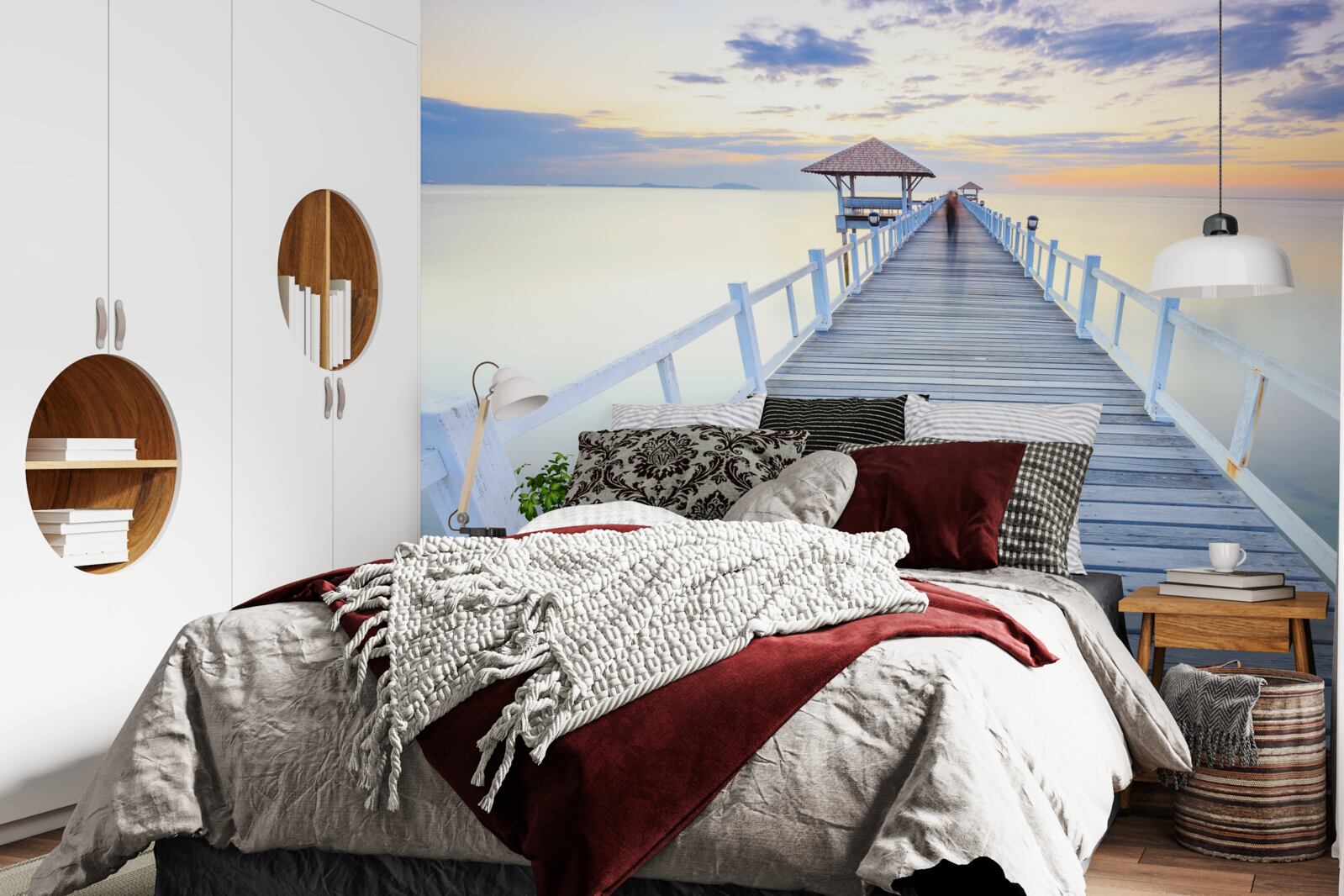 Fototapet chei cu un foișor peste apă în zori, care a văzut multe un