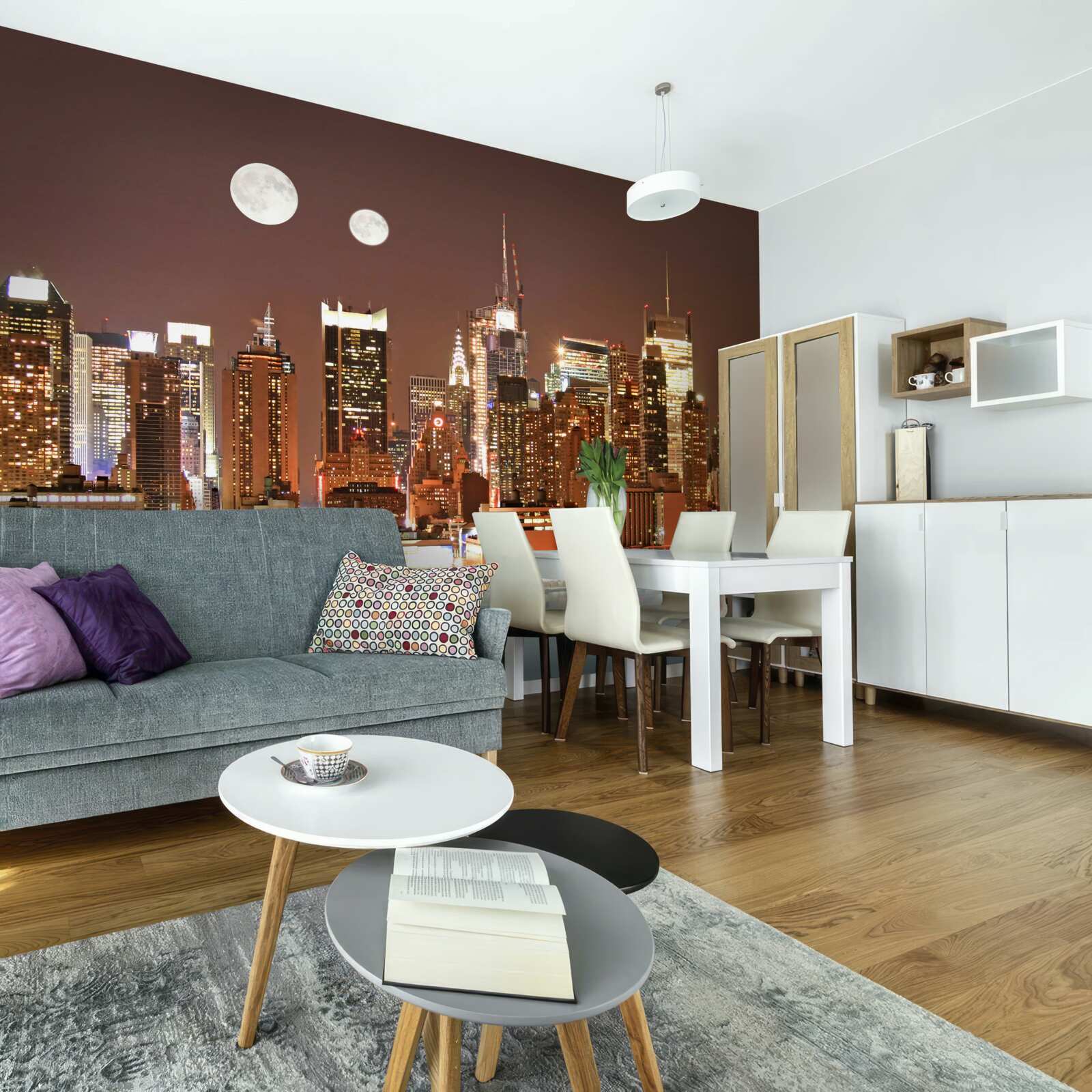 Fototapet soarele și luna strălucesc deasupra unui oraș imens