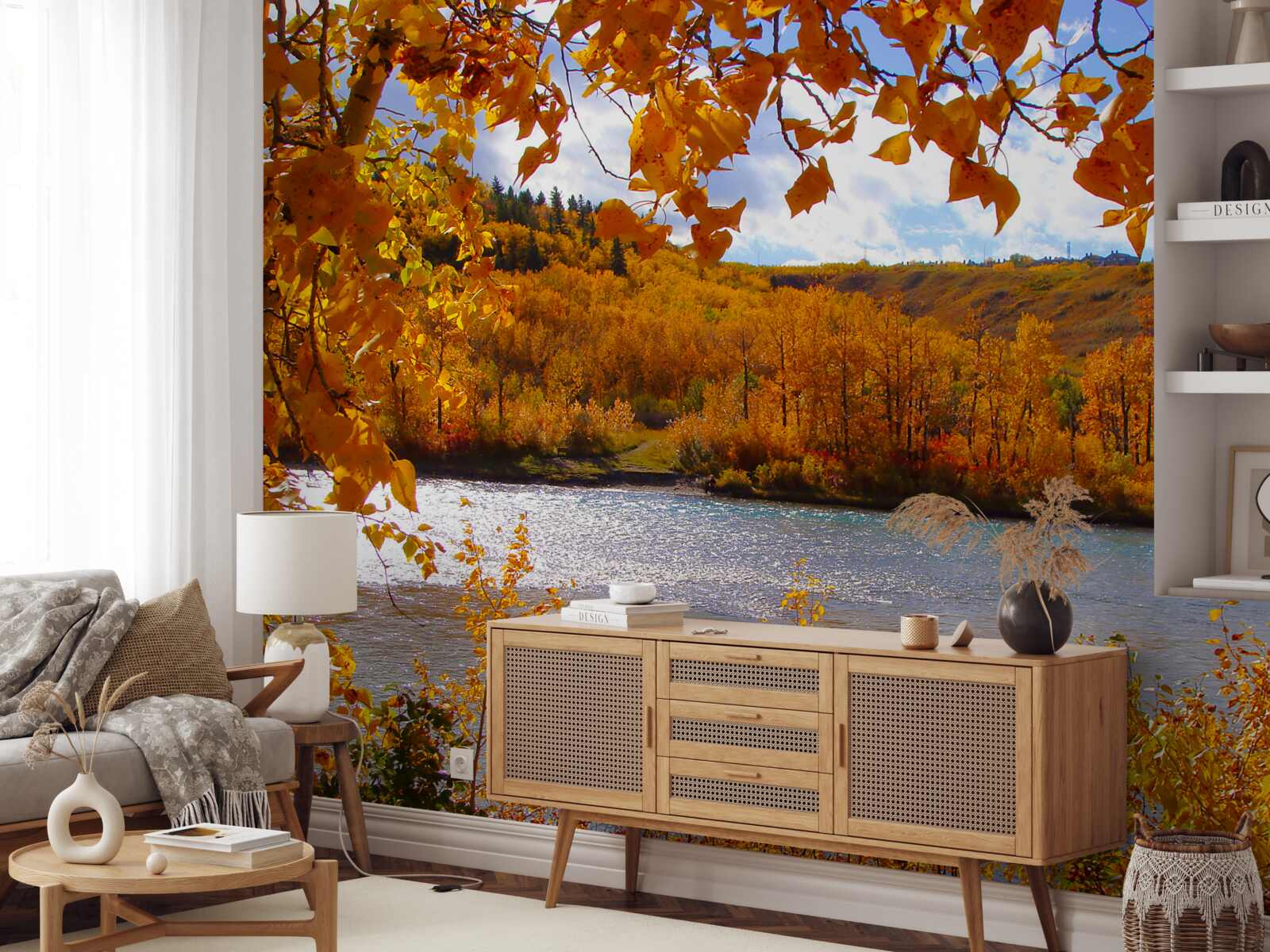 Fototapet toamna de aur în pădurea deasă de lângă râu