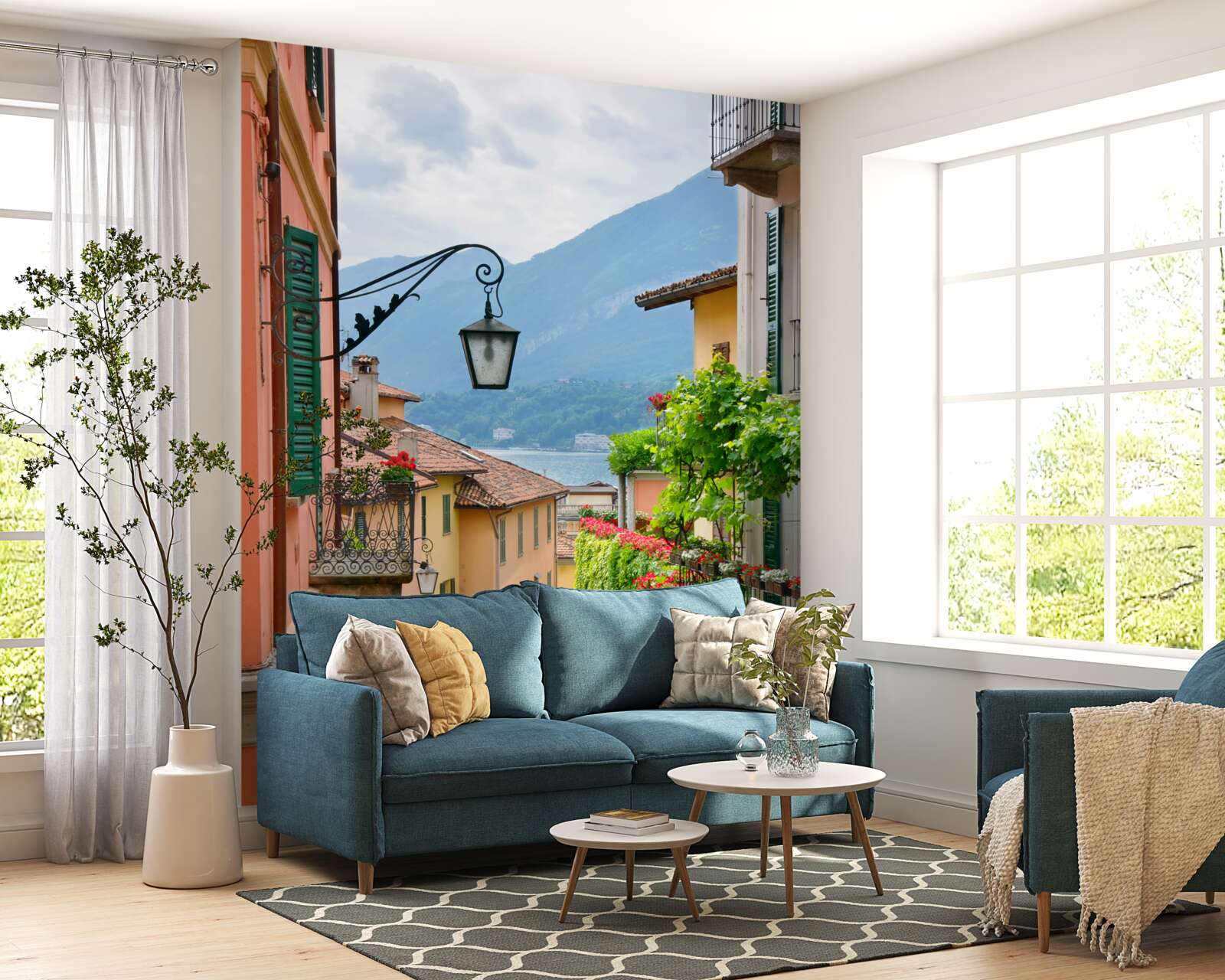 Fototapet stradă care duce spre mare, decorată cu flori și verdeață