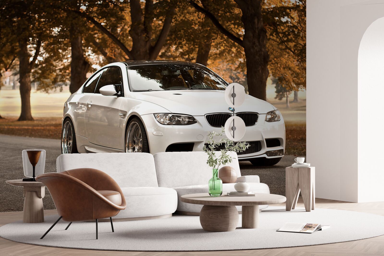 Fototapet un bmw alb conduce pe șosea în toamnă