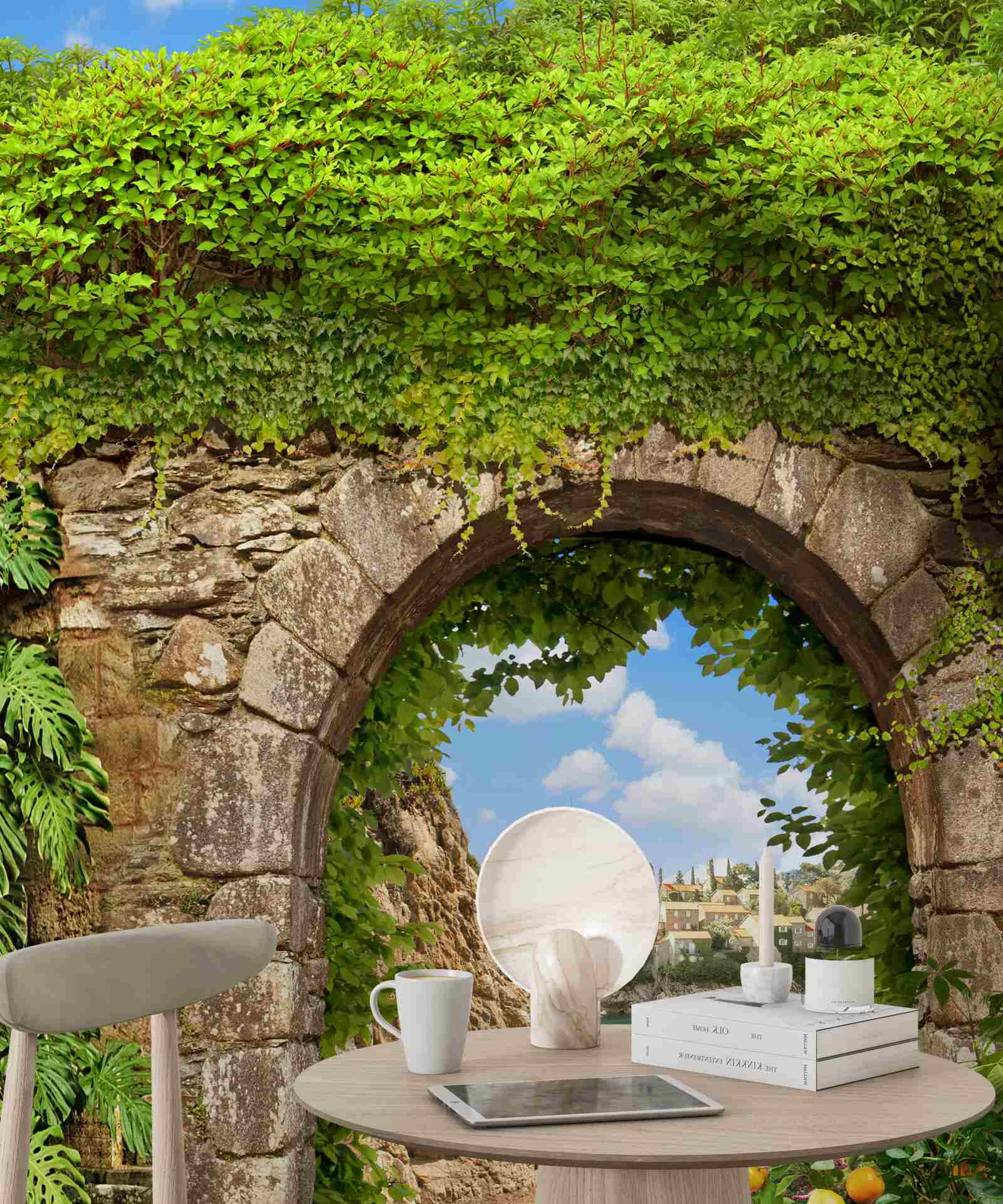 Fototapet arc de piatră vechi împletit cu verdeață