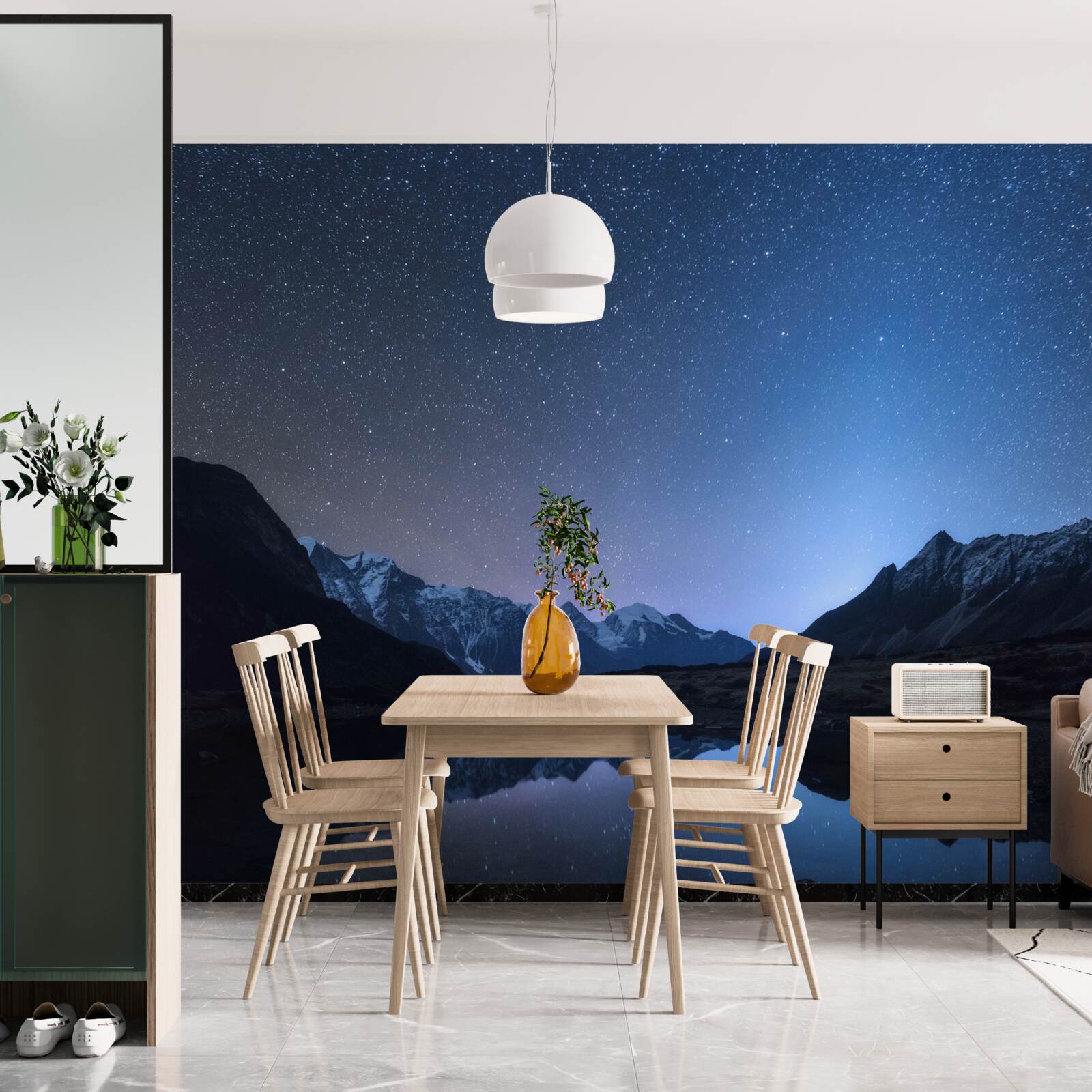 Fototapet cer strălucitor de noapte plin de stele în munții de lângă iaz