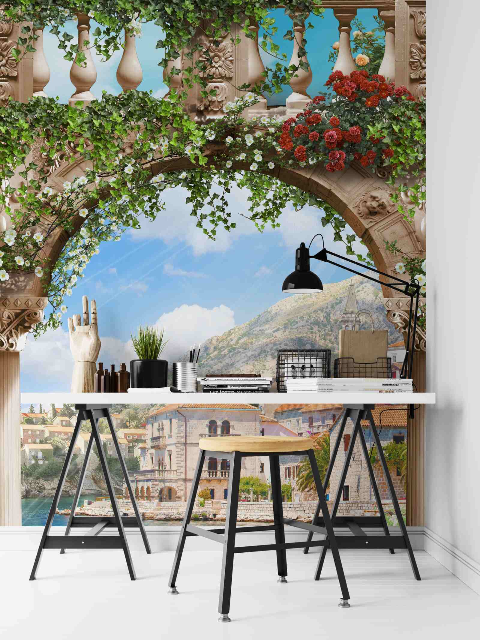 Fototapet vedere la mare printr-un arc înflorit