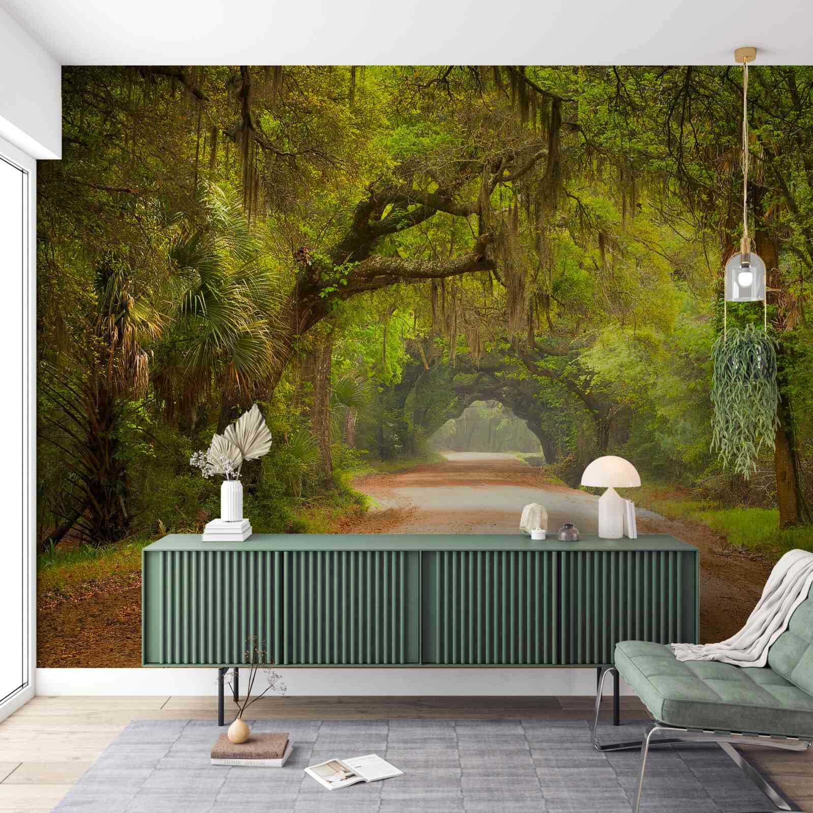 Fototapet pistă spațioasă înconjurată de frunziș verde