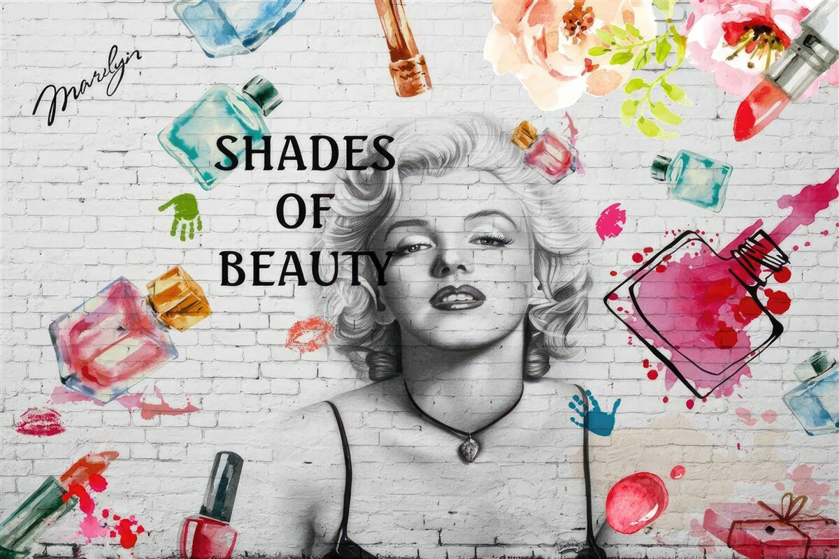 Fototapet monroe pe un perete de cărămidă albă