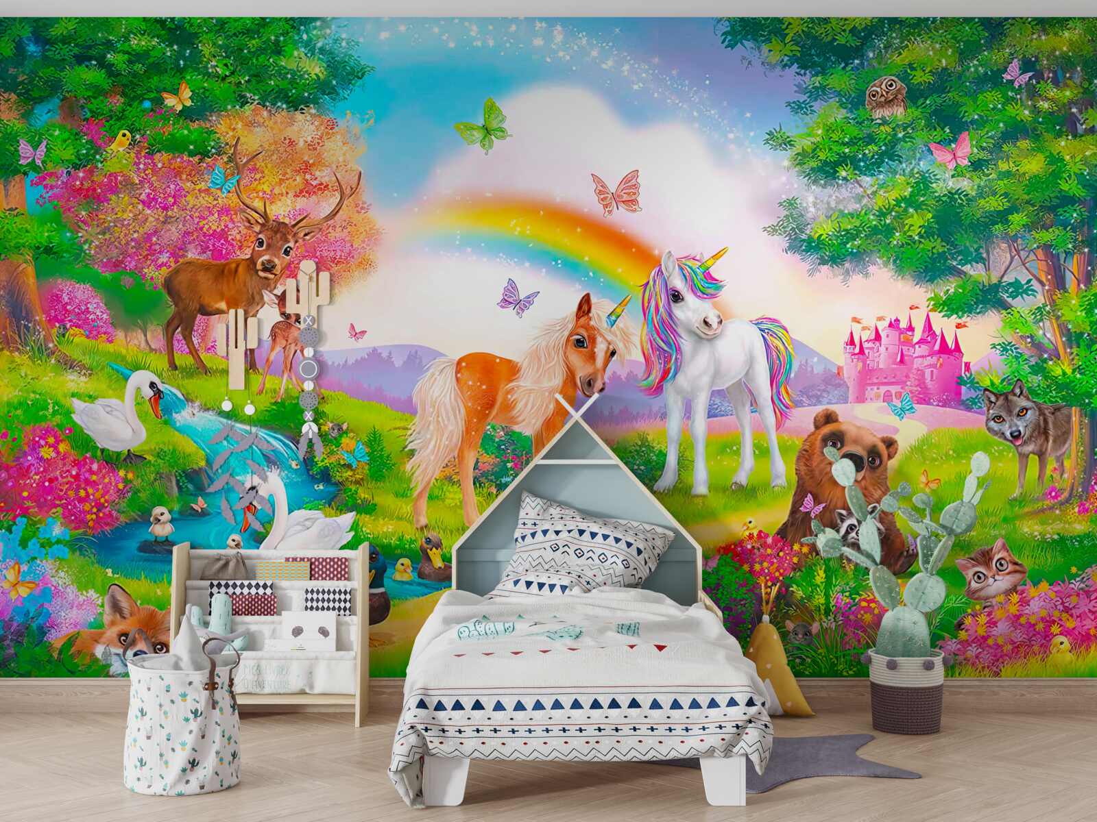 Fototapet luminișul pădurii este locuit de unicorni, animale, păsări și fluturi