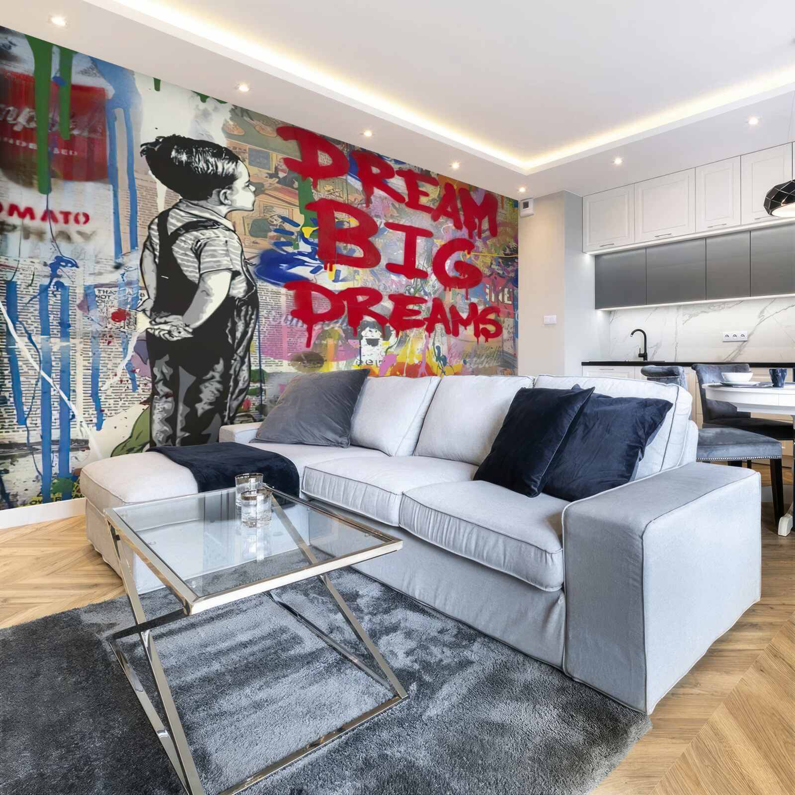 Fototapet un băiat observă peretele acoperit cu desene