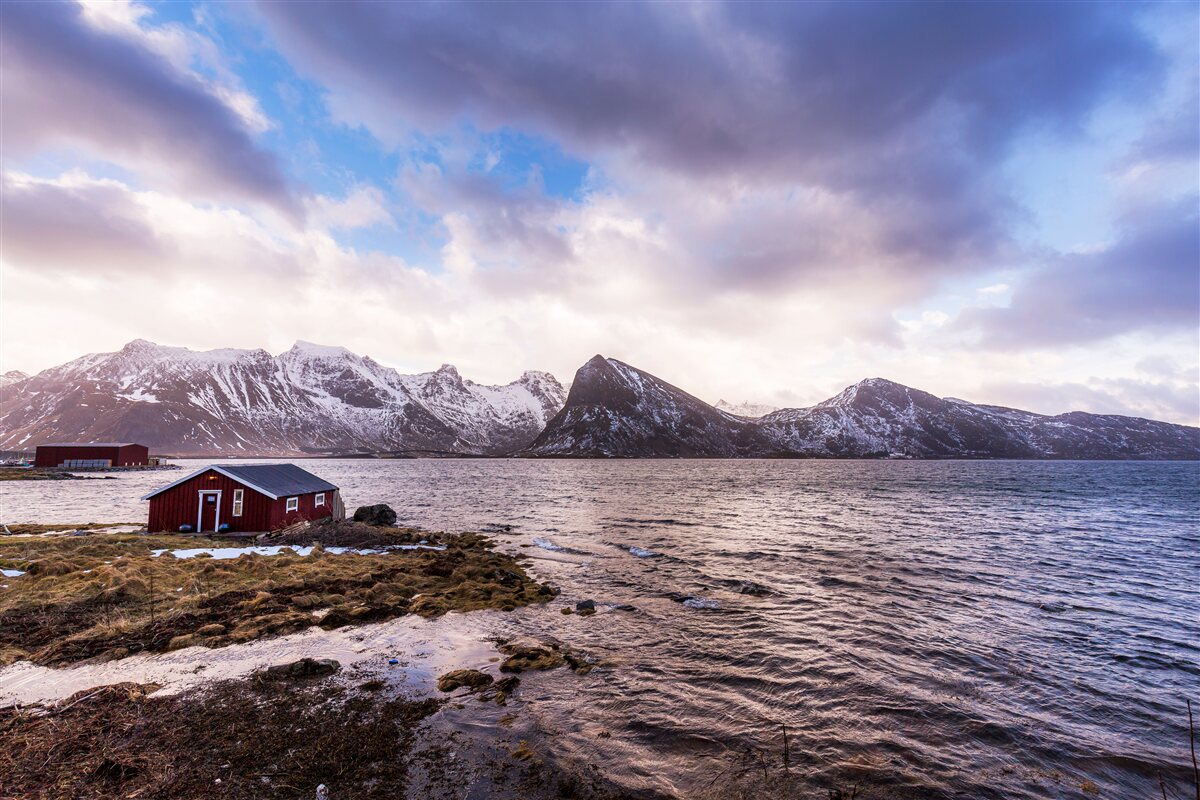 Fototapet cer nori și apă