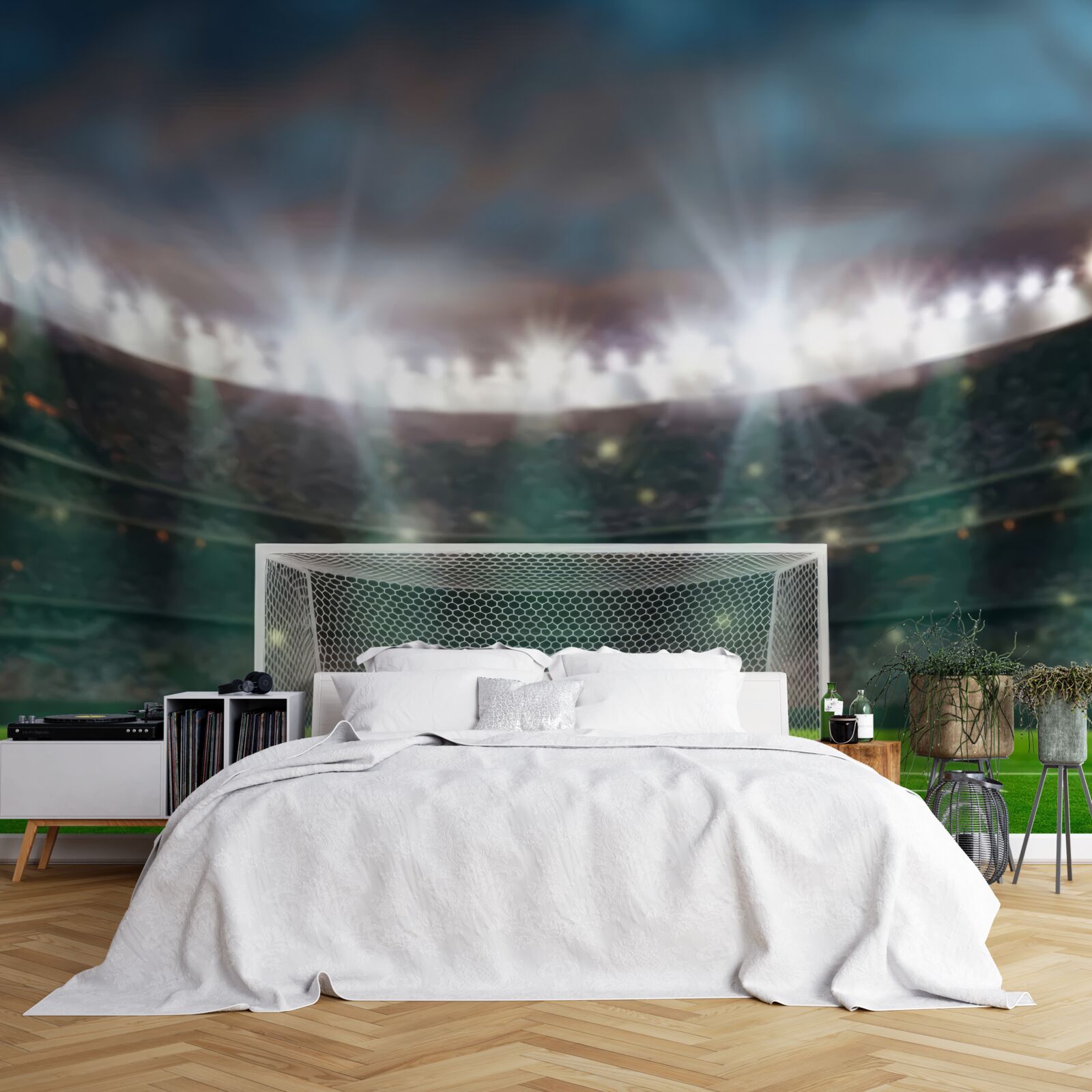 Fototapet pe teren, lângă poartă, mingea zace