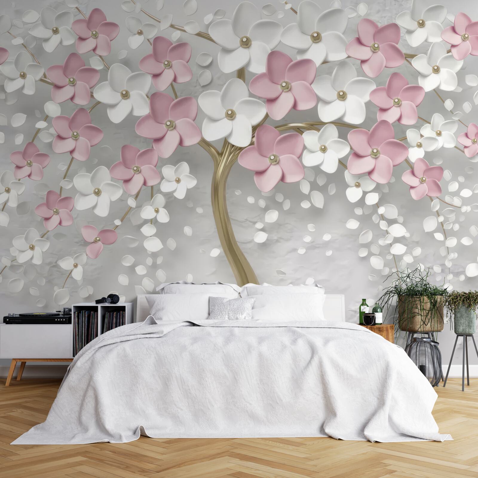 Fototapet flori mici în alb și roz pe un copac cu frunze de aur