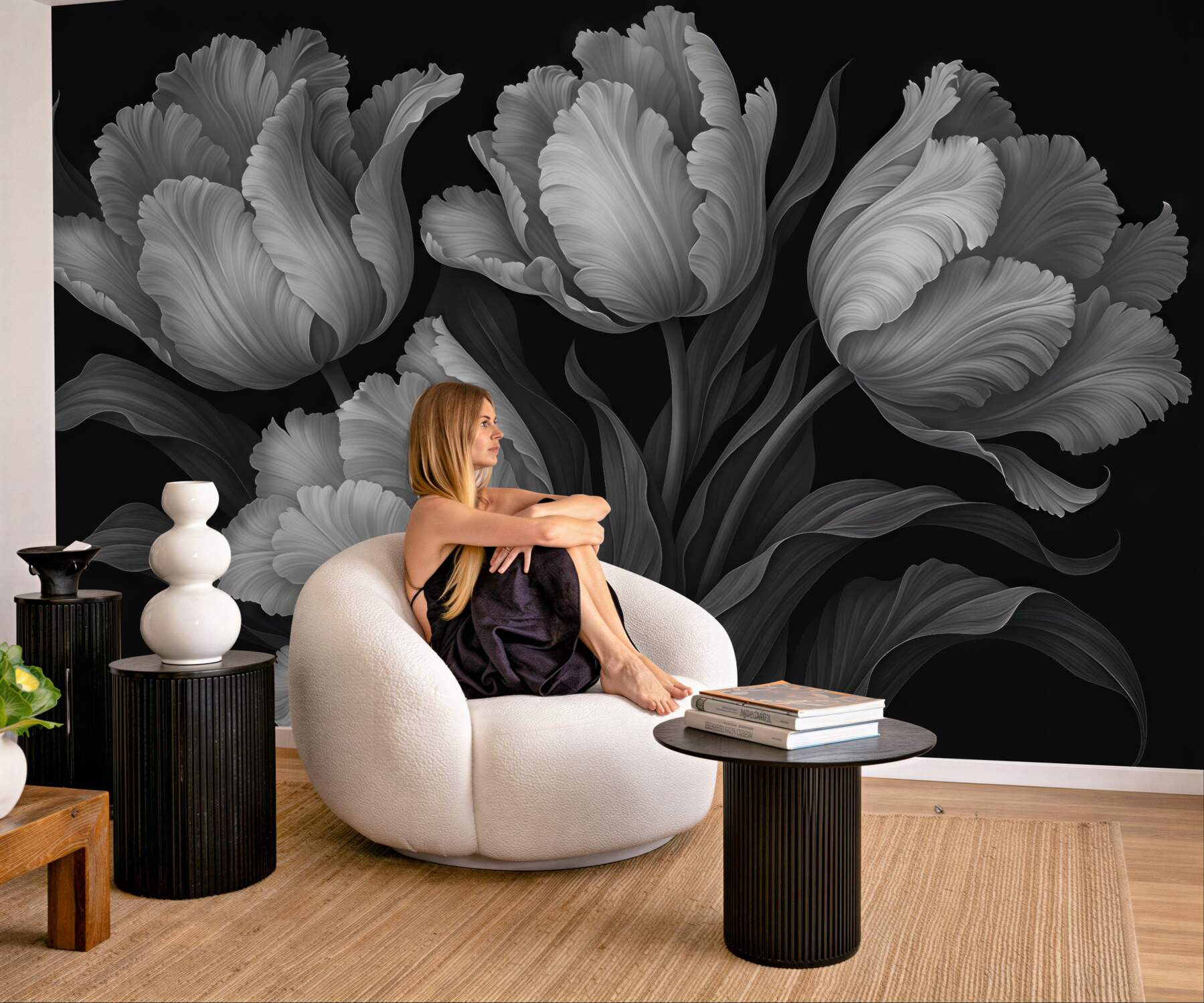 Fototapeta srebrzyste tulipany w eleganckim mroku